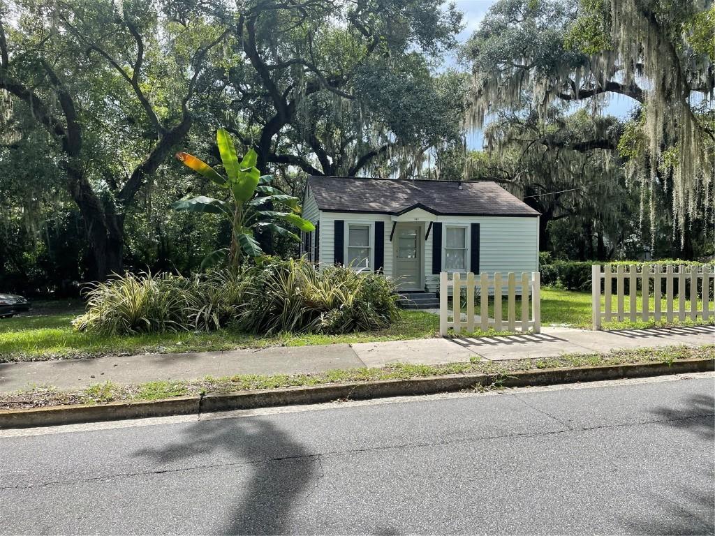 421 Euclid Ave., Leesburg, FL 34748