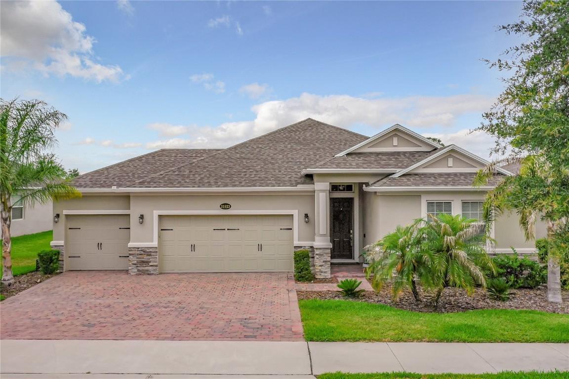 31923 Geoff Way, Sorrento, FL 32776