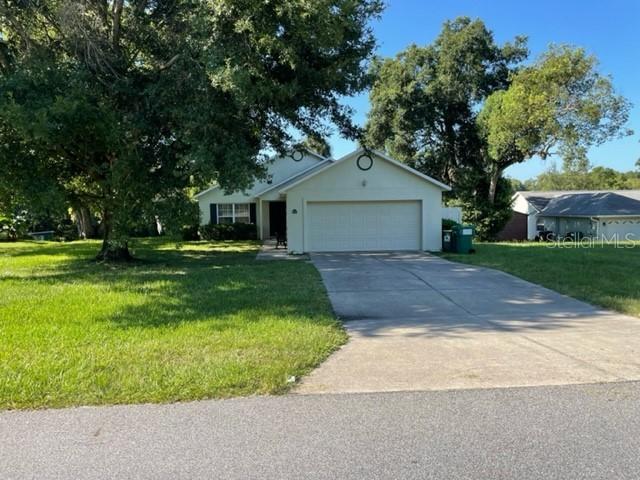 839 Berryhill Cir., Fruitland Park, FL 34731