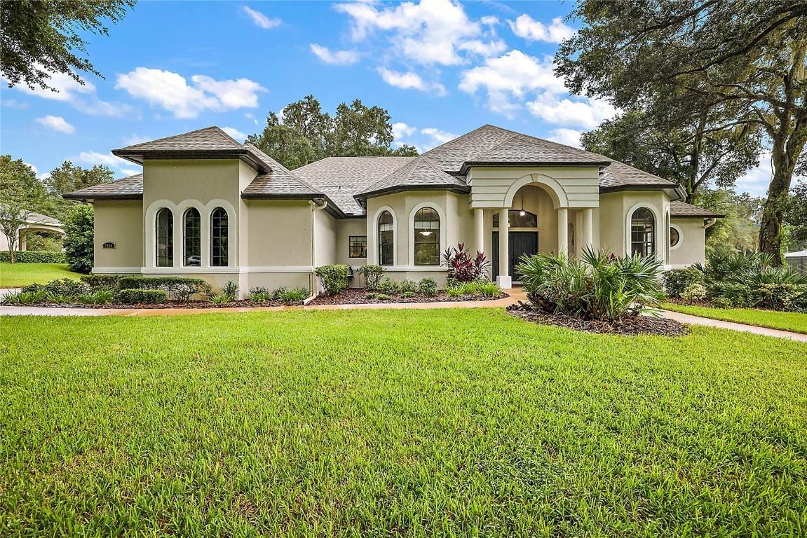 3910 Oak Pointe Dr., Lady Lake, FL 32159