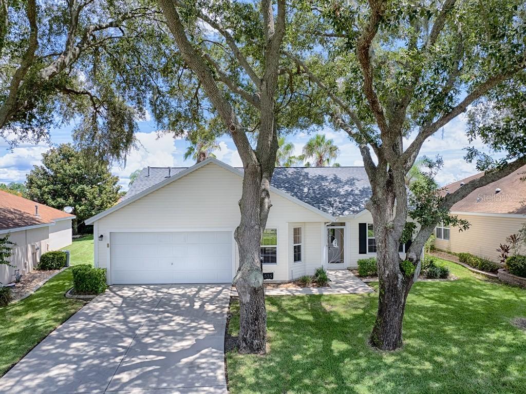 535 Weston Manor Dr., The Villages, FL 32162
