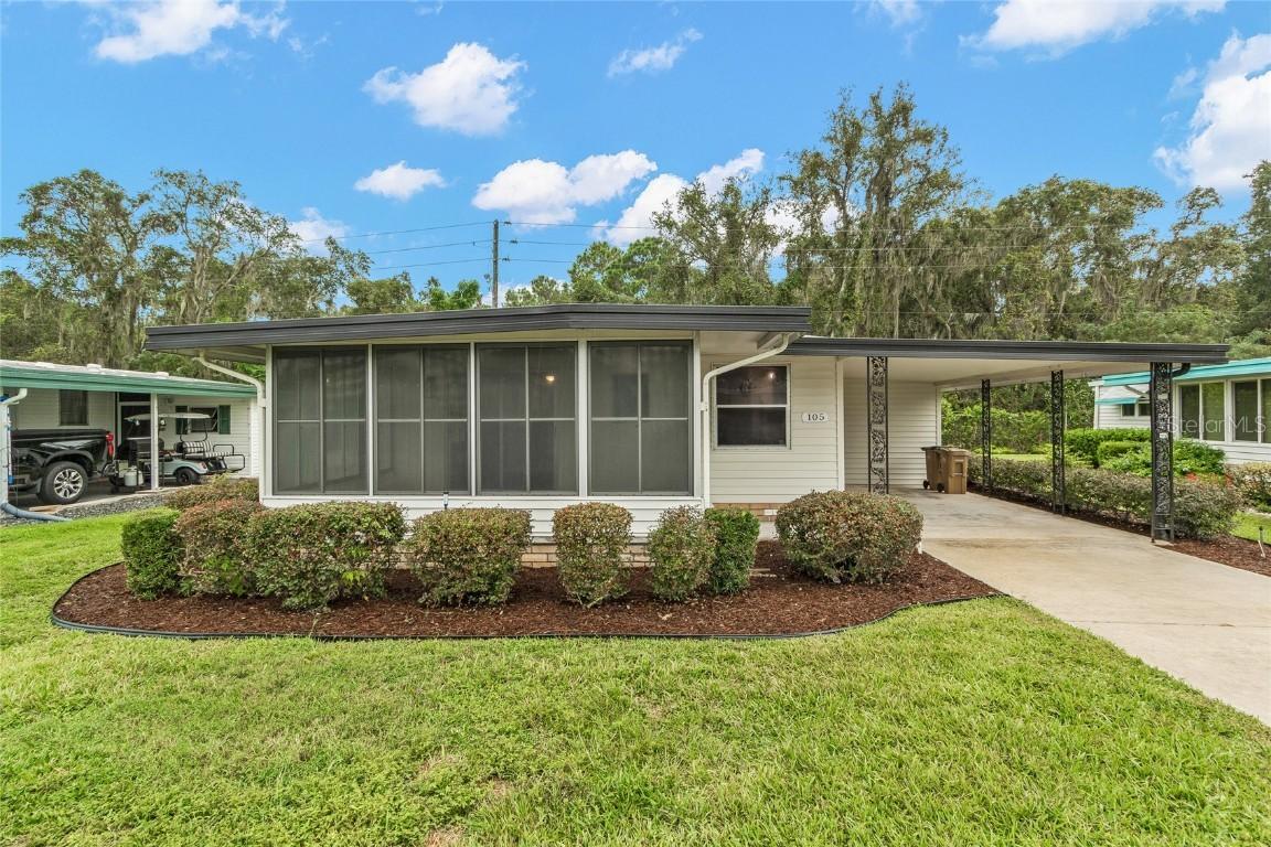 105 Pyracantha Ln., Leesburg, FL 34748