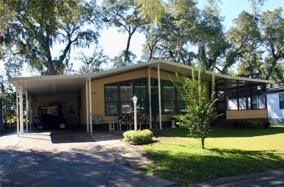 1647 W Schwartz Blvd., The Villages, FL 32159