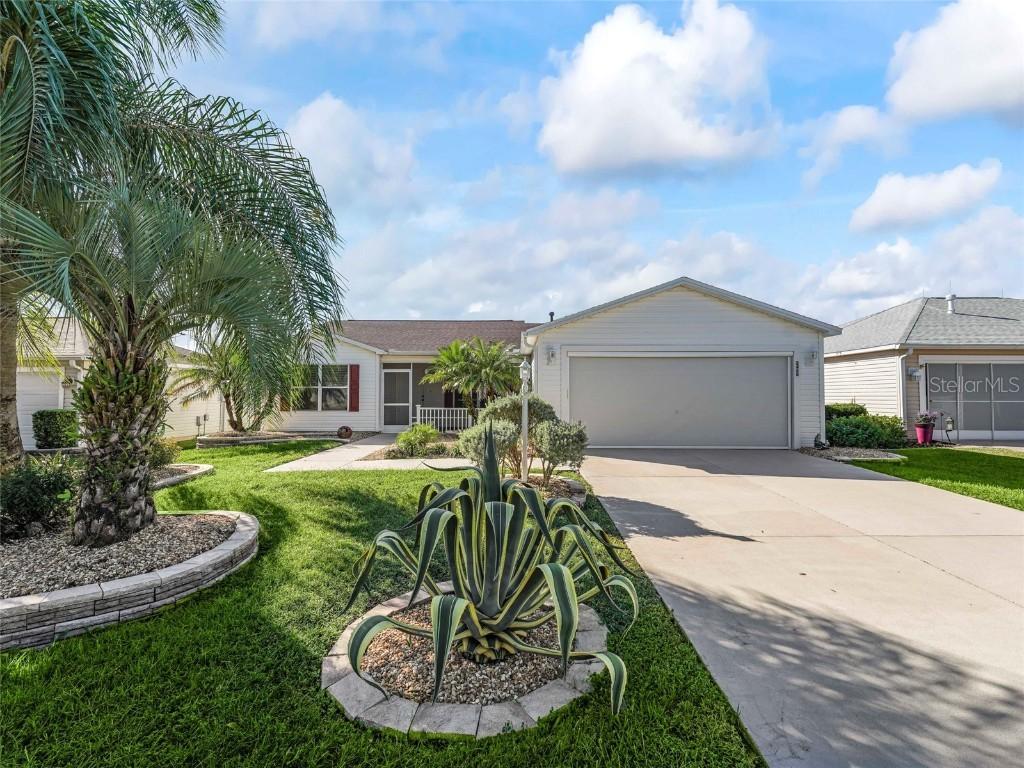 2458 Due West Dr., The Villages, FL 32162