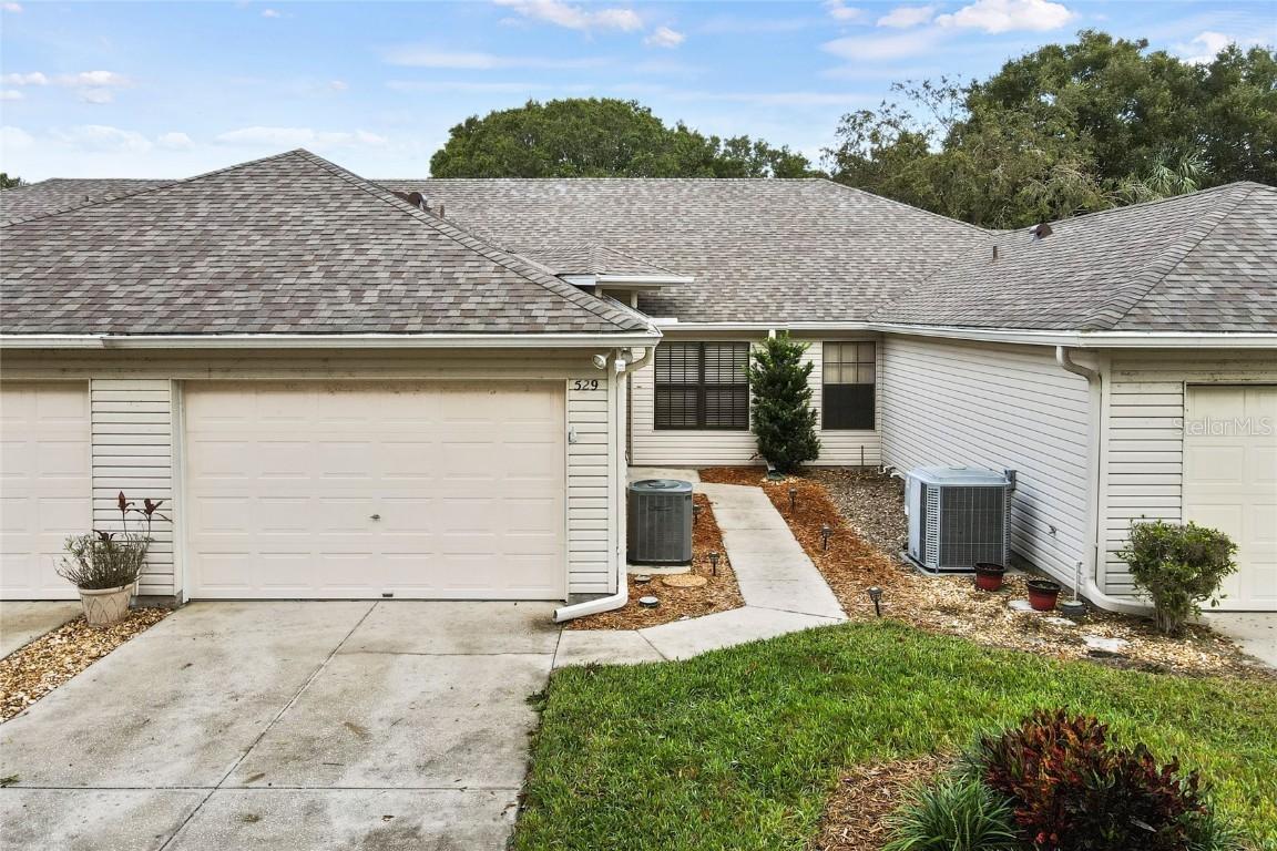 529 Juniper Way, Tavares, FL 32778