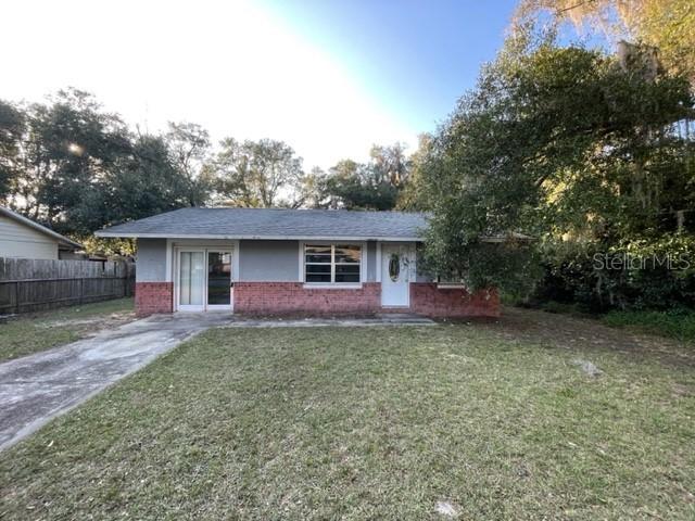 620 Gould St., Eustis, FL 32726