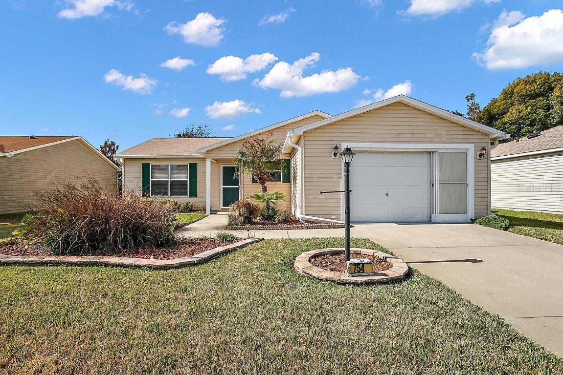 754 Artesia Ave., The Villages, FL 32162