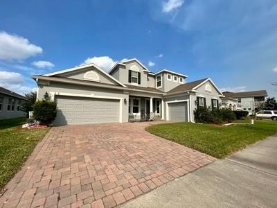 583 Blue Cypress Dr., Groveland, FL 34736