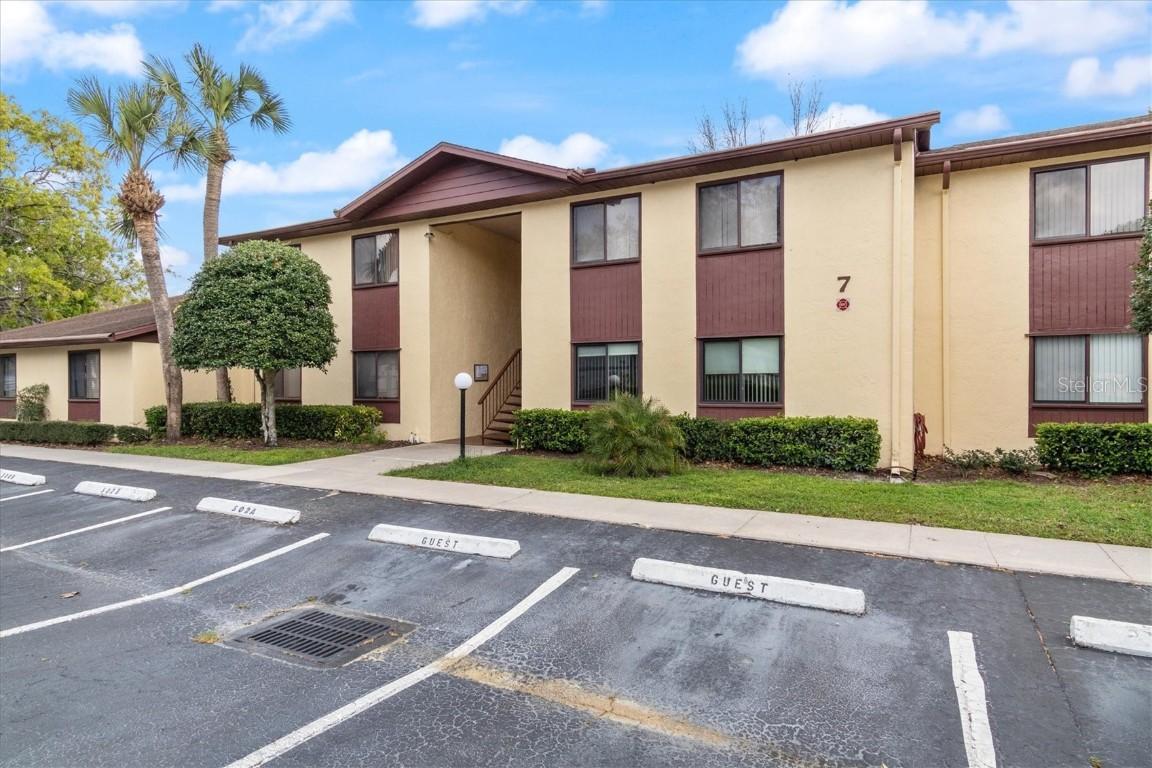 502 Fairways Cir. #A, Ocala, FL 34472