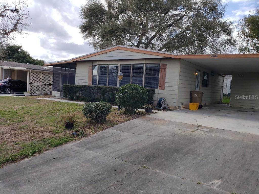 25025 Barrow Hill, Leesburg, FL 34748