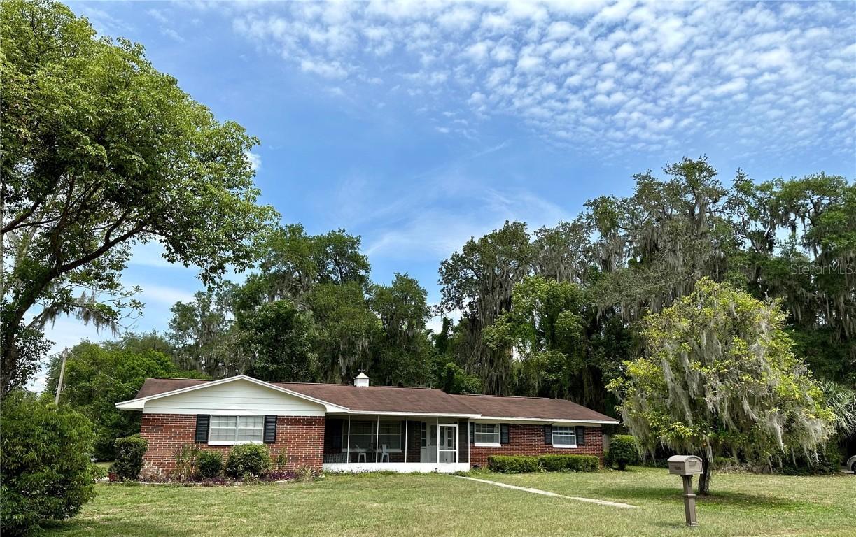 1020 Lee St., Leesburg, FL 34748