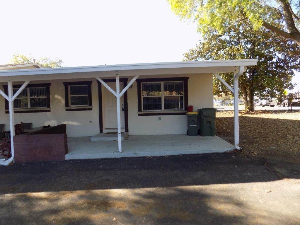 822 S Lone Oak Dr., Leesburg, FL 34748