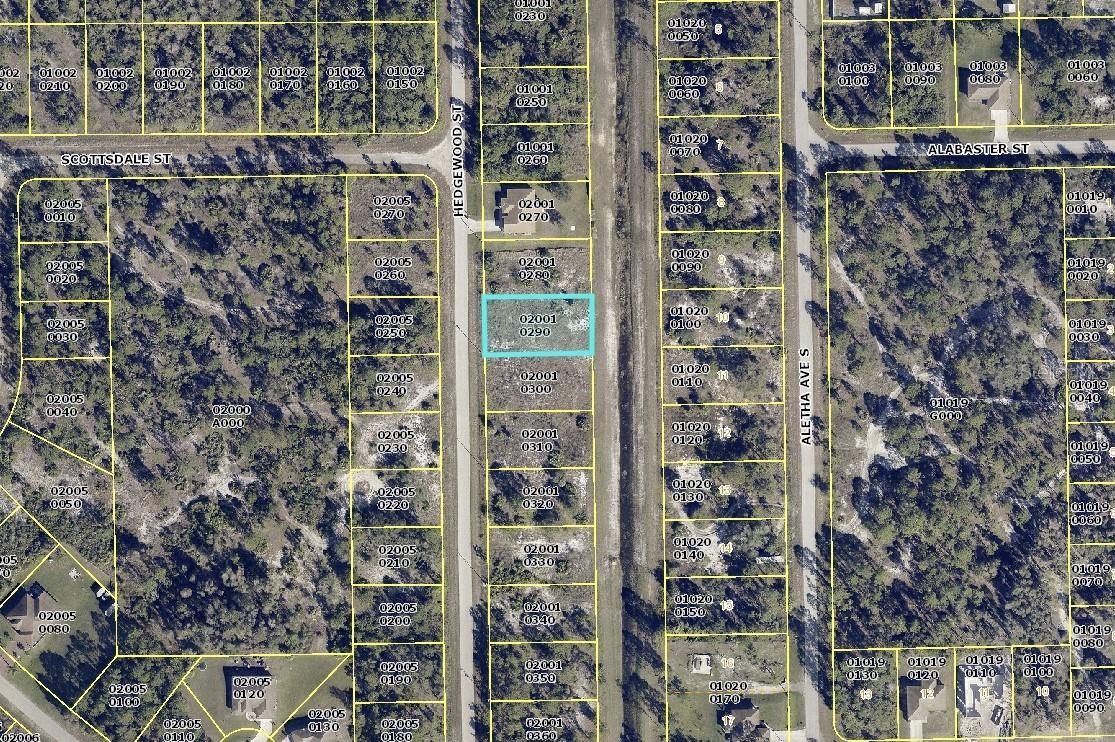 457 Hedgewood St., Lehigh Acres, FL 33974