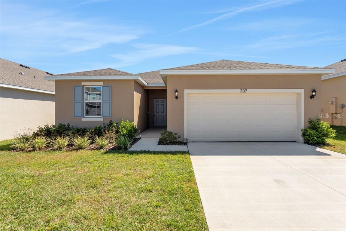 207 Bottle Brush Dr., Haines City, FL 33844
