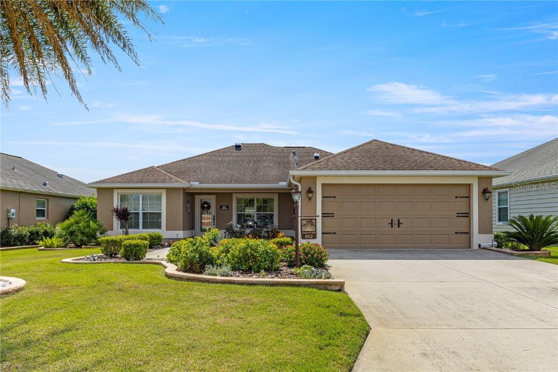 812 Journey Ln., The Villages, FL 32163