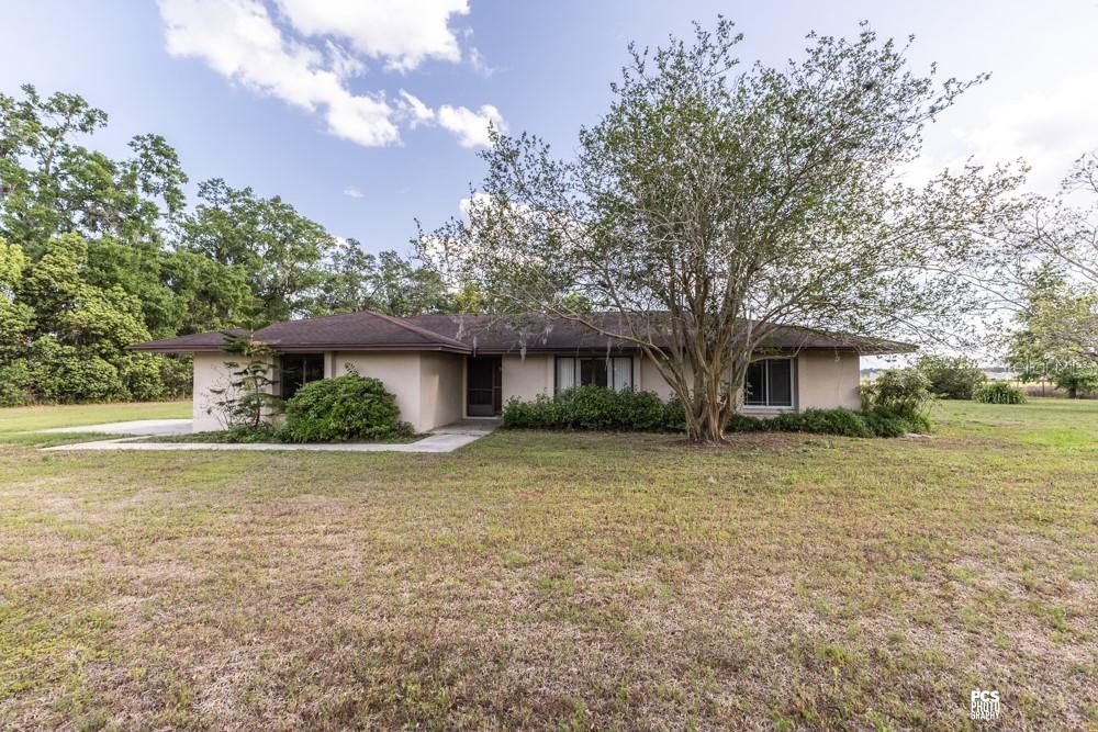 11589 NE 36th St., Oxford, FL 34484