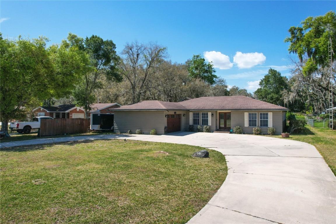 33413 Fairway Rd., Leesburg, FL 34788