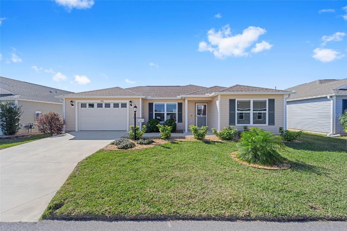 320 Zingale Ln., The Villages, FL 32163