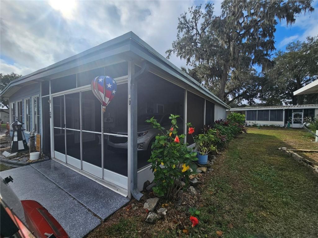30 Riverview Dr., Fruitland Park, FL 34731