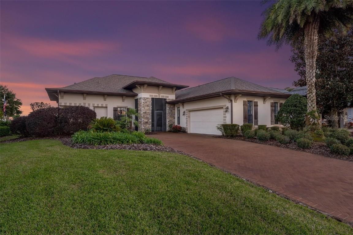 38626 Lakeview Walk, Lady Lake, FL 32159