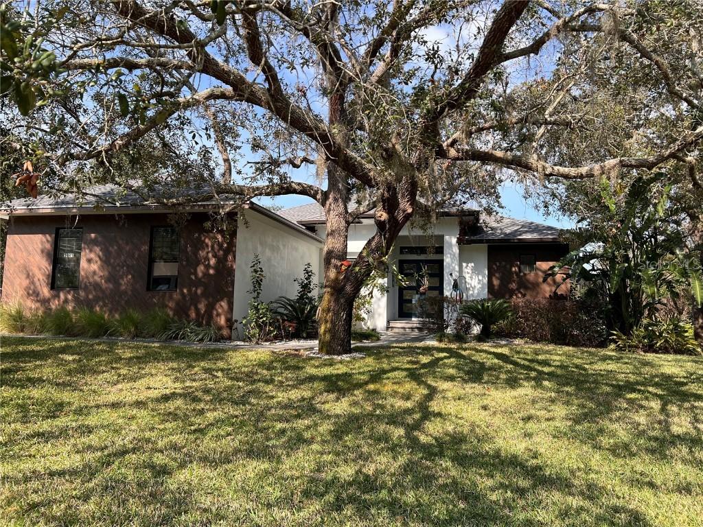 2983 Chickasaw Dr., Haines City, FL 33844