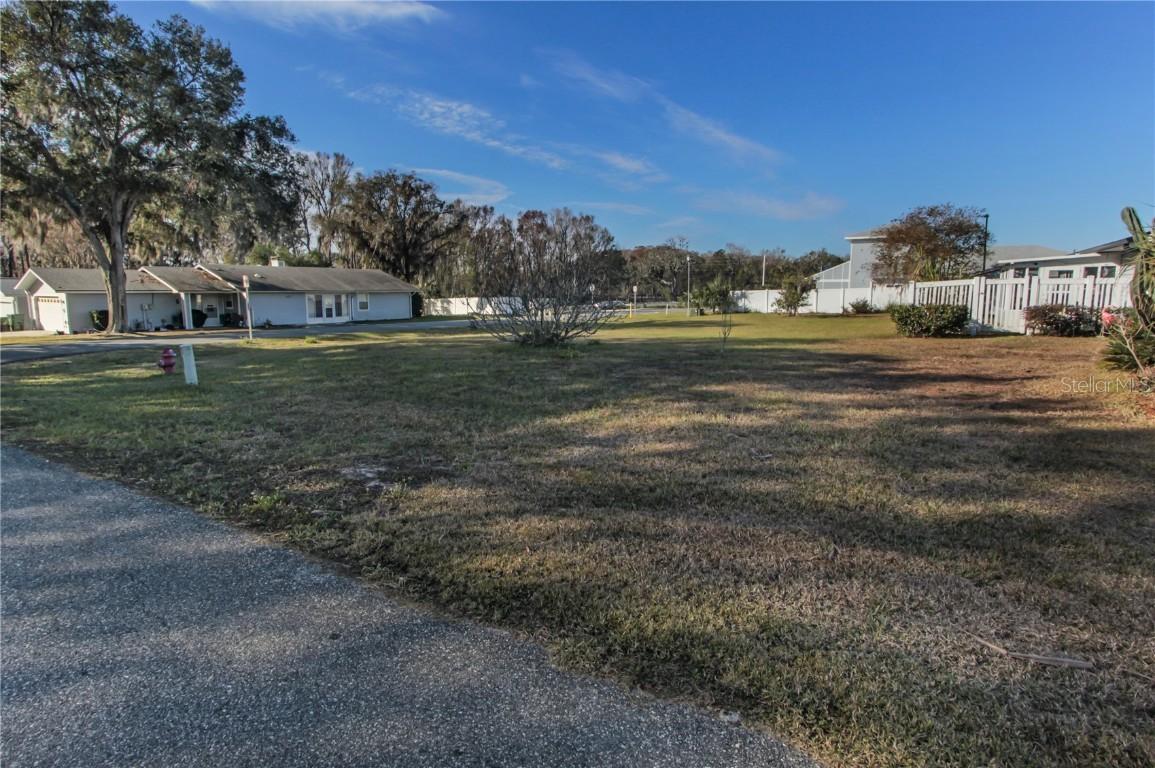 0000 Marlene St., Leesburg, FL 34748