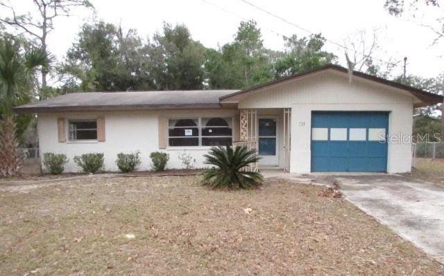 924 Russell Ave., Inverness, FL 34453