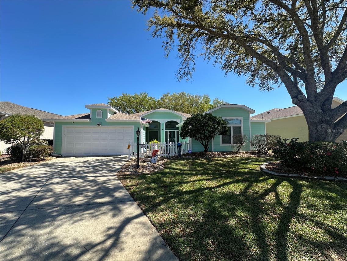 4822 Sawgrass Lake Cir., Leesburg, FL 34748