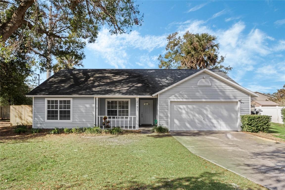 2121 Croat St., Mount Dora, FL 32757