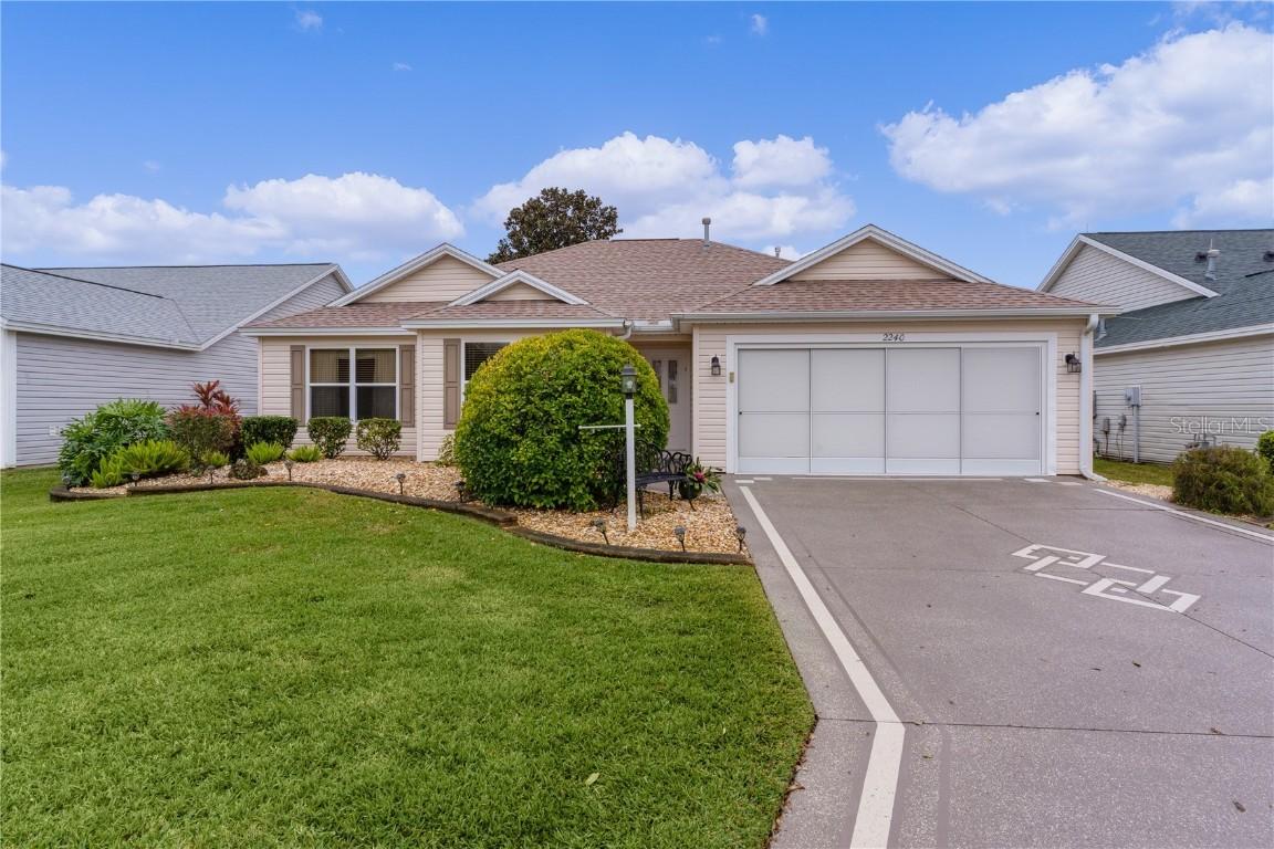 2240 Avon Loop, The Villages, FL 32162