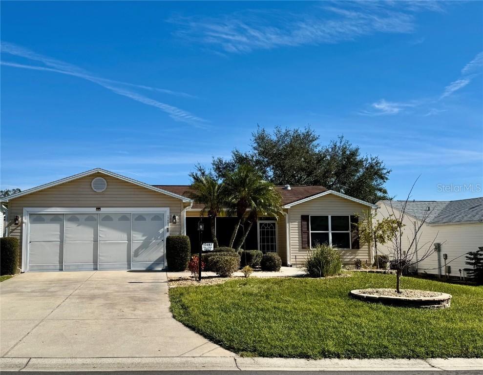 17483 SE 74th Netherclift Ter., The Villages, FL 32162