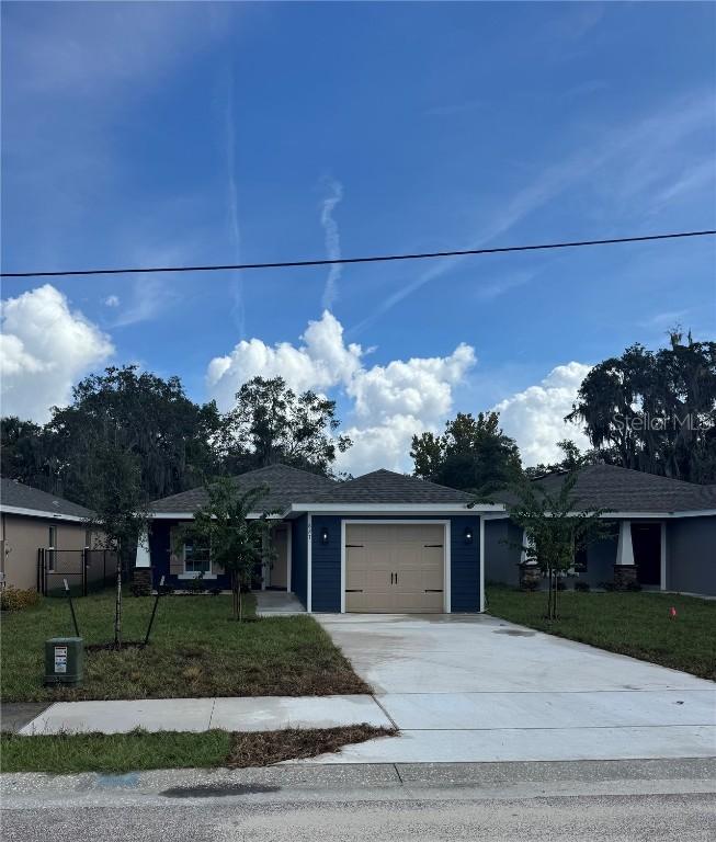 827 E Clifford Ave., Eustis, FL 32726