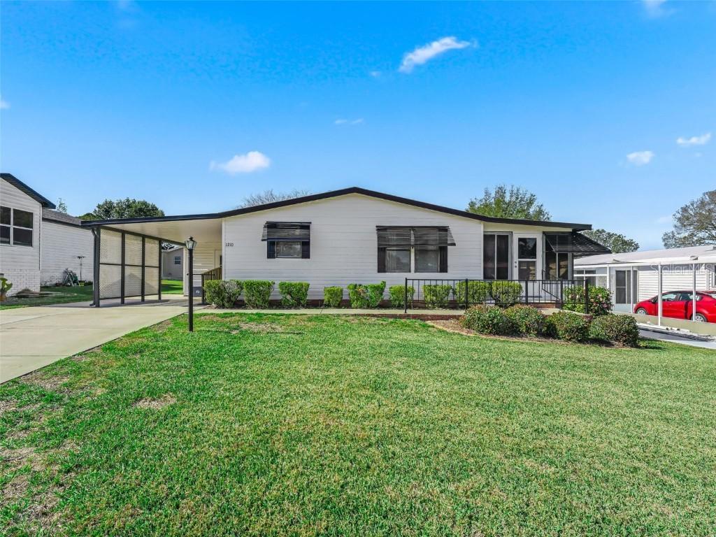 1210 Tarpon Ln., The Villages, FL 32159