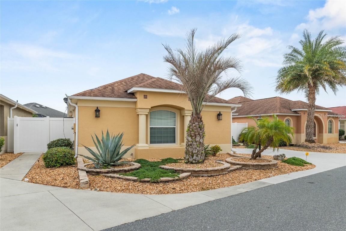 583 Arruda Ter., The Villages, FL 32162