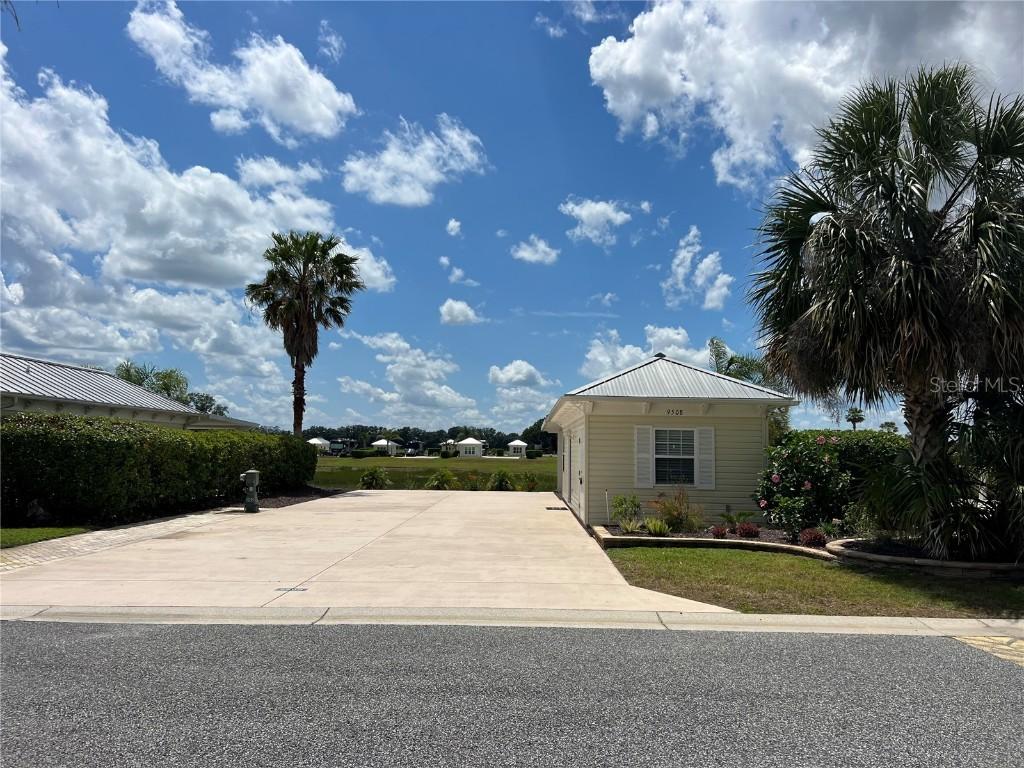 9508 SE 49th Ter., Webster, FL 33597