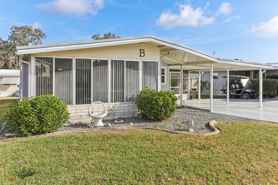 11 Orangewood Dr., Fruitland Park, FL 34731