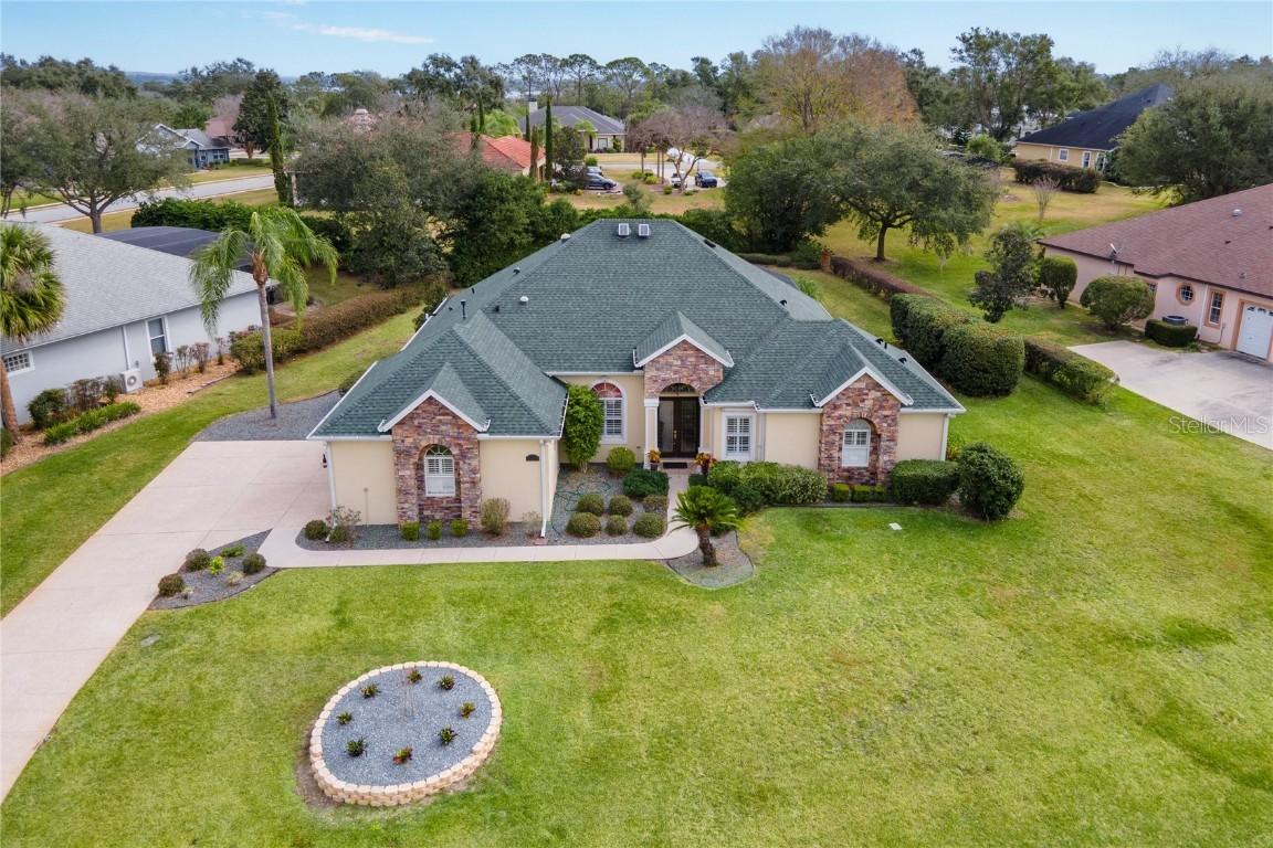 39248 Tacoma Dr., Lady Lake, FL 32159