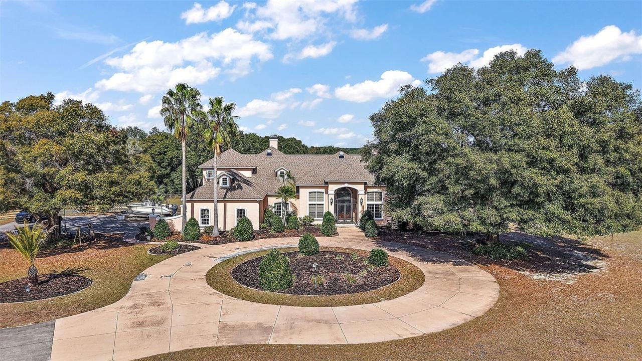 1825 Myrtle Lake Ave., Fruitland Park, FL 34731