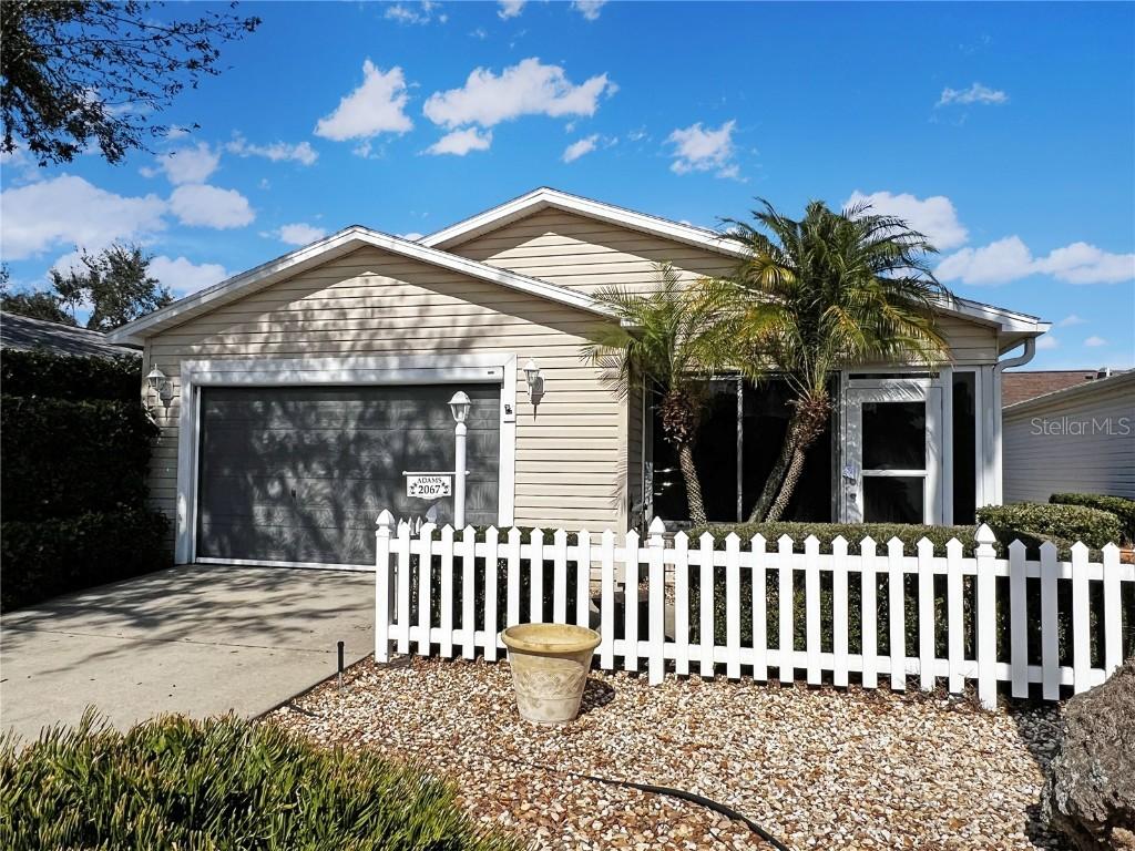 2067 Broyhill Ave., The Villages, FL 32162