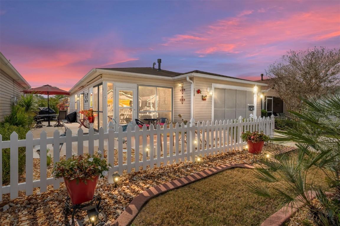 308 Emmalee Pl., The Villages, FL 32162