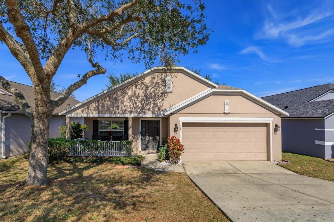 1123 Bluegrass Dr., Groveland, FL 34736
