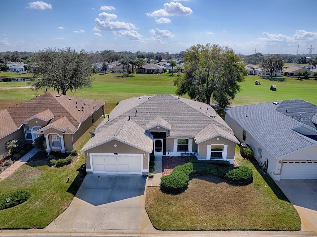 320 Bentwood Dr., Leesburg, FL 34748