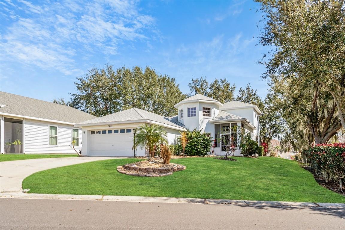 6250 Sailboat Ave., Tavares, FL 32778