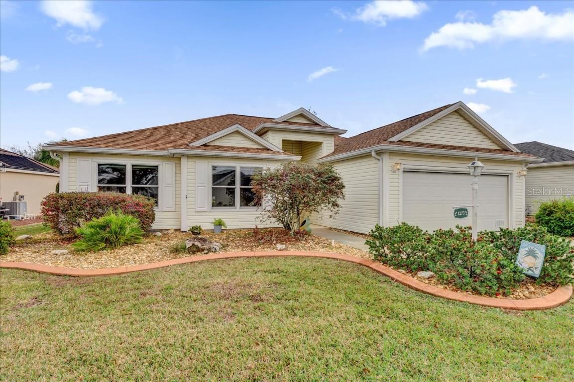 1273 Oak Forest Dr., The Villages, FL 32162