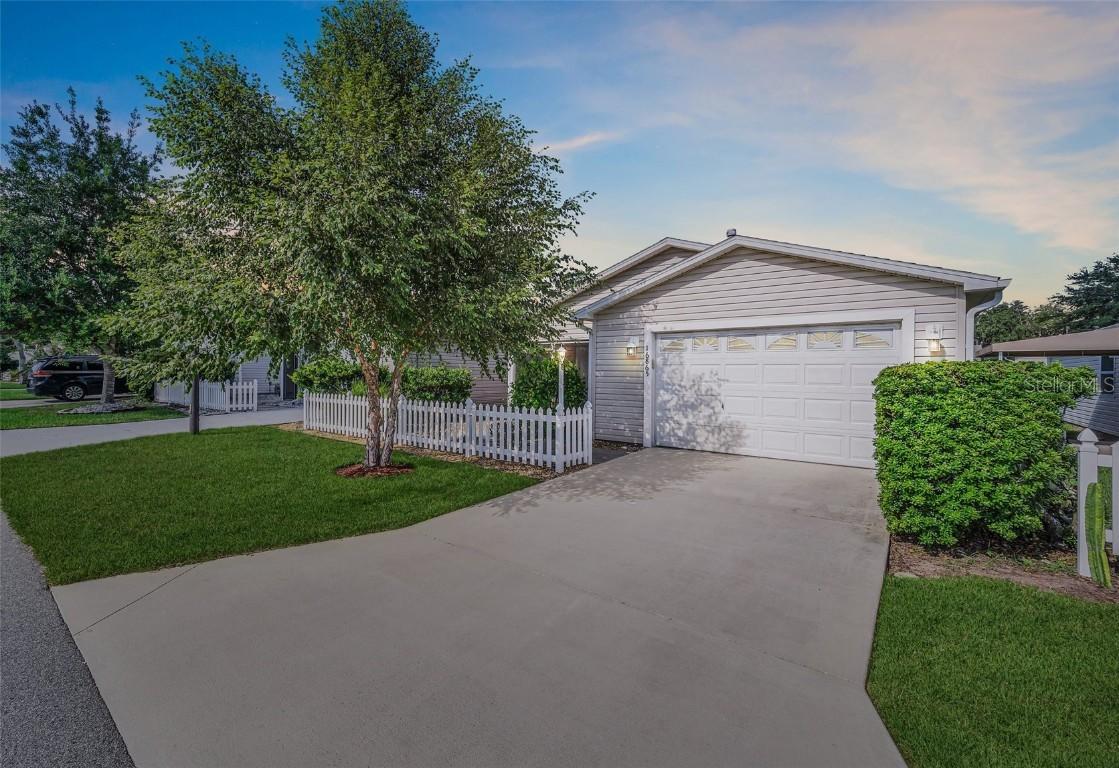 16865 SE 94th Sunnybrook Cir., The Villages, FL 32162