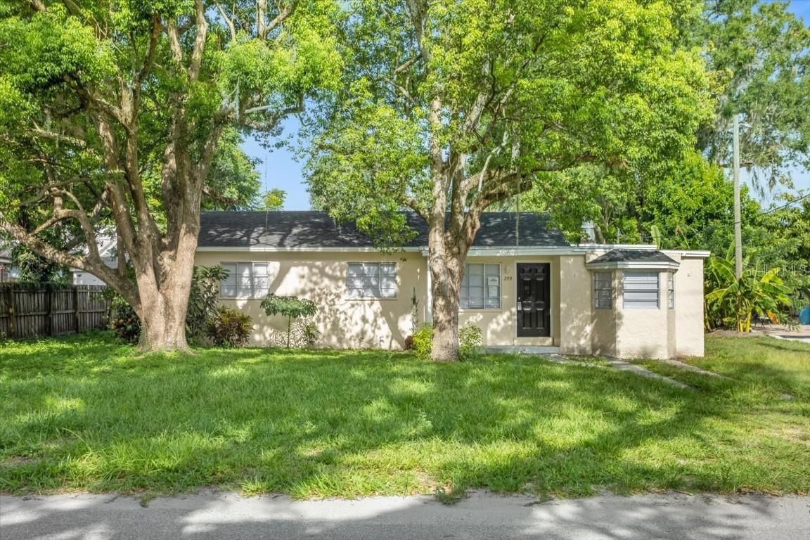 209 N Orange Ave Ave., Fort Meade, FL 33841