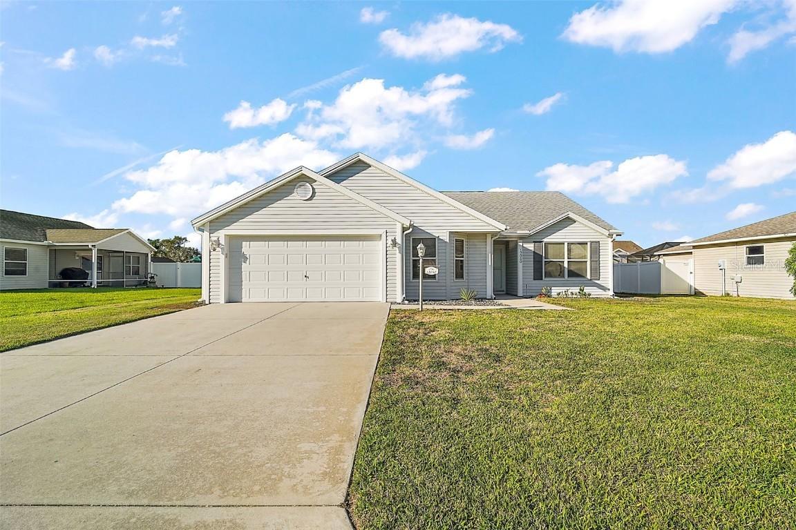 12050 NE 51st Cir., Oxford, FL 34484