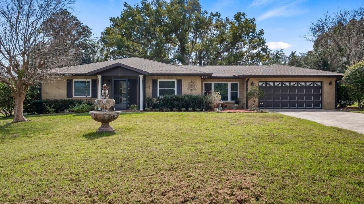 119 E Croton Way, Howey In The Hills, FL 34737