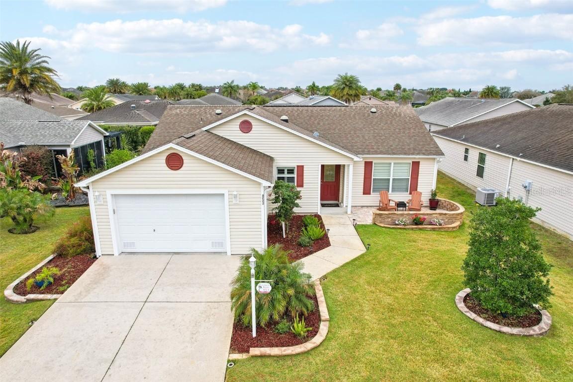 853 Abaco Path, The Villages, FL 32163