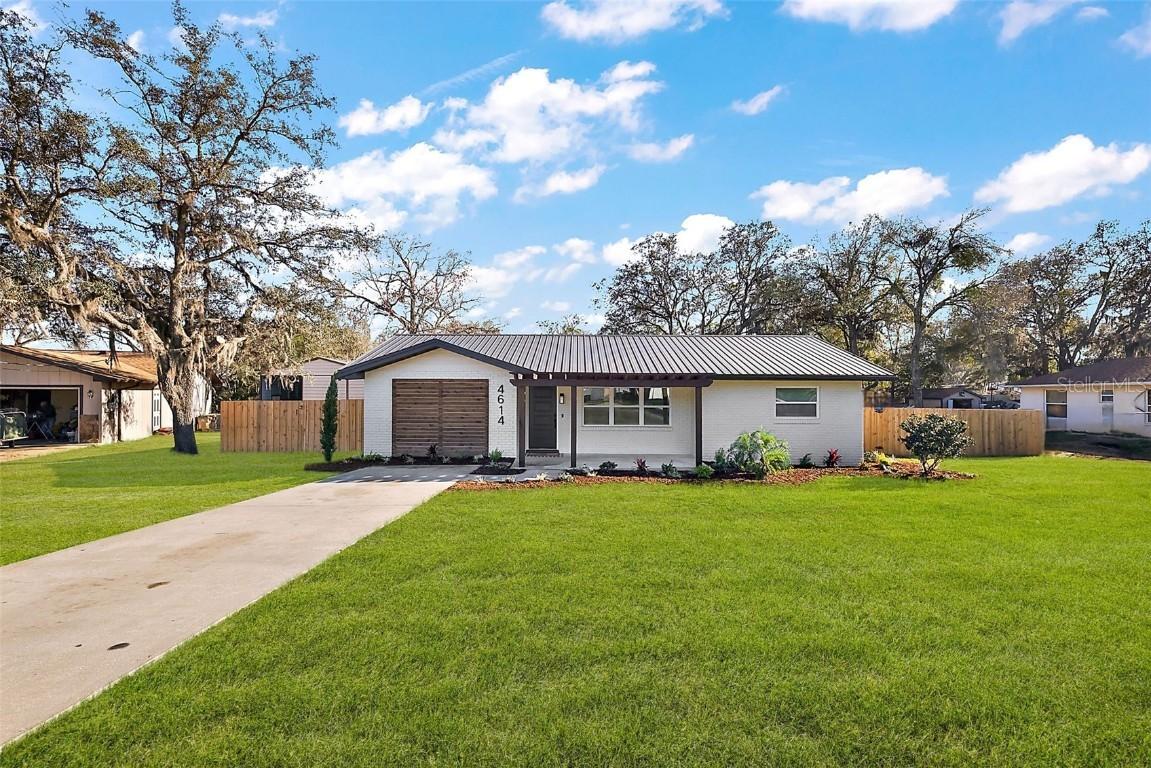 4614 Eagles Nest Rd., Fruitland Park, FL 34731